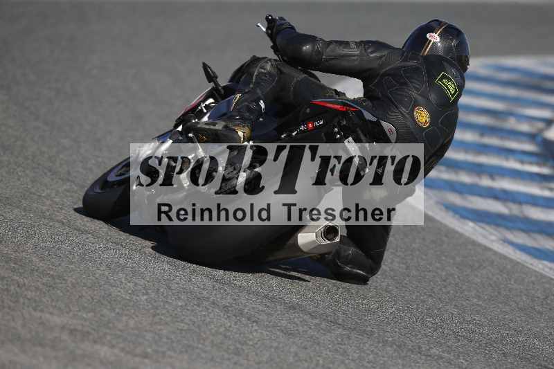 /Archiv-2024/01 26.-28.01.2024 Moto Center Thun Jerez/Gruppe gruen-green/backside